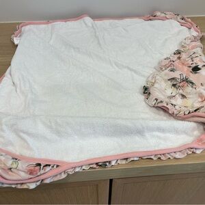 Posh Peanut White Towel with Pink Trim